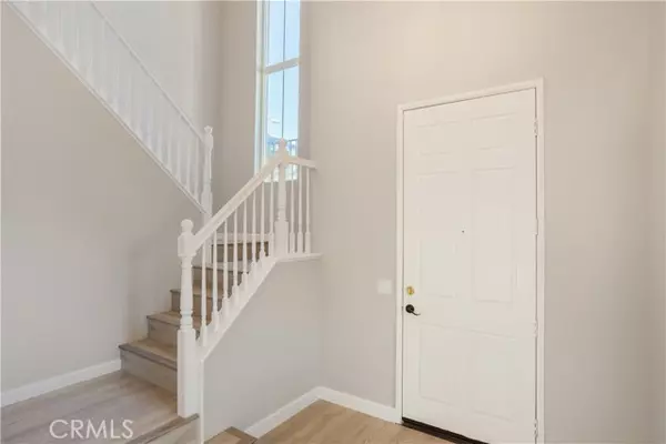 Murrieta, CA 92563,33593 Nandina LN