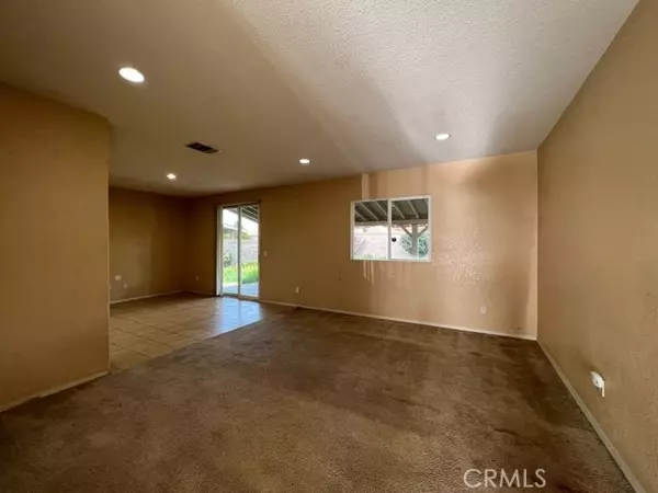 Lancaster, CA 93535,44254 27th ST