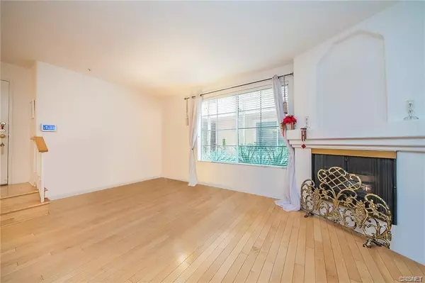 Los Angeles, CA 90045,7100 La Tijera BLD B102