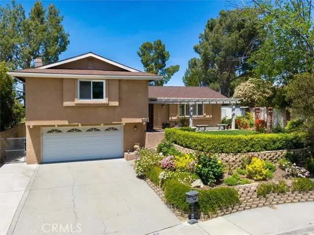 Newhall, CA 91321,19505 Goldstream WAY