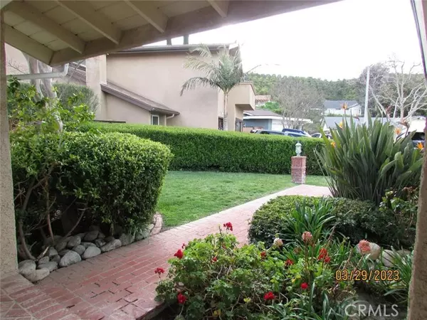 Simi Valley, CA 93065,1614 Bonnie CT