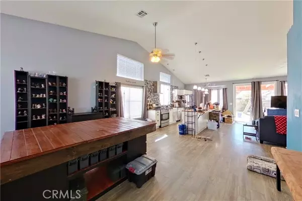 Palmdale, CA 93551,2744 Edgewood CT