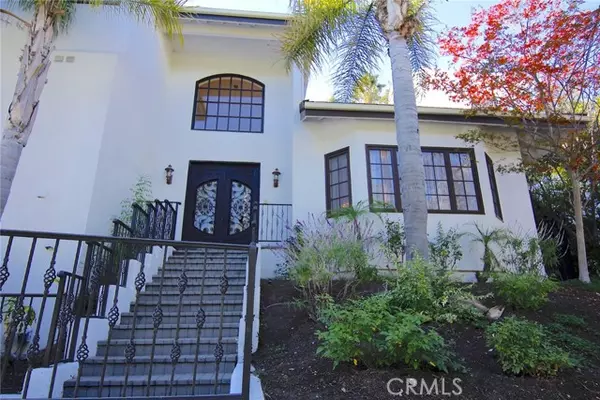 15020 Encanto DR, Sherman Oaks, CA 91403