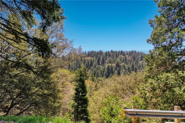 63 Lot 63 Chateau DR, Crestline, CA 92325