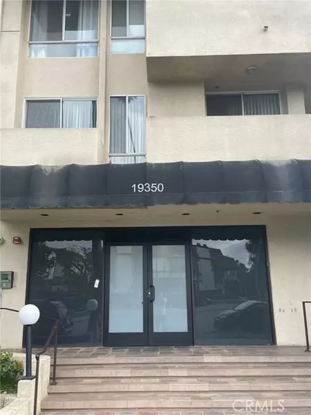 19350 Sherman Way 212, Reseda, CA 91335