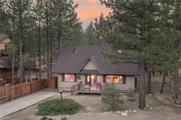 Big Bear Lake, CA 92315,222 Knoll RD