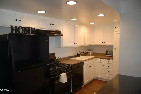 Port Hueneme, CA 93041,940 Lighthouse WAY