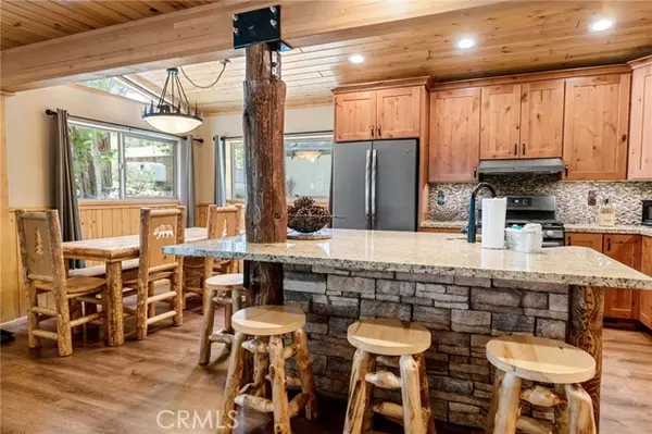 Big Bear Lake, CA 92315,41550 Comstock LN