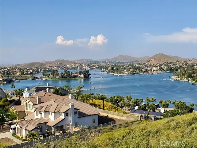 57 Via De La Valle, Lake Elsinore, CA 92532