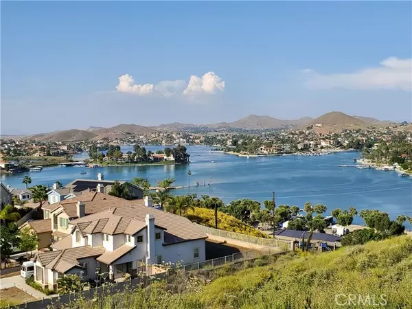 Lake Elsinore, CA 92532,57 Via De La Valle