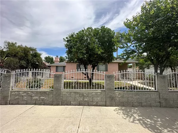 6846 White Oak AVE, Van Nuys, CA 91406