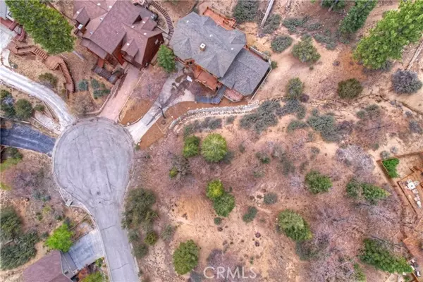 Big Bear Lake, CA 92315,866 Paine RD