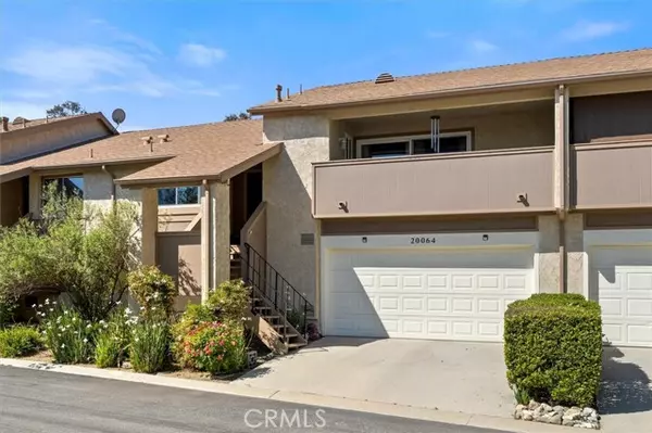 20064 Avenue Of The Oaks, Newhall, CA 91321