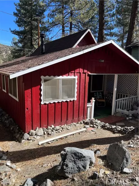 1348 Helen ST, Wrightwood, CA 92397