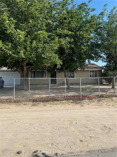 10704 E Avenue R6, Littlerock, CA 93543