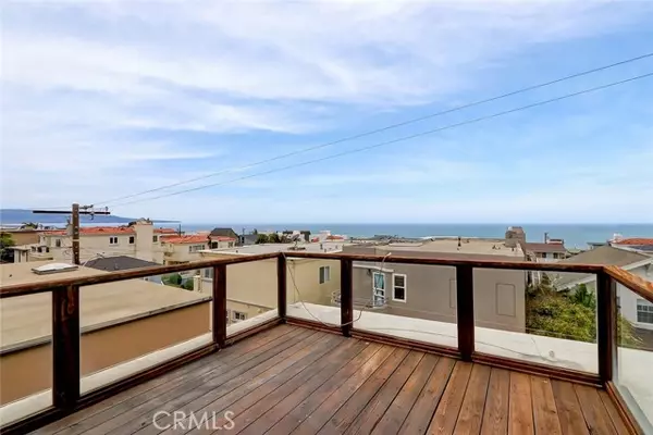 316 1st PL, Manhattan Beach, CA 90266