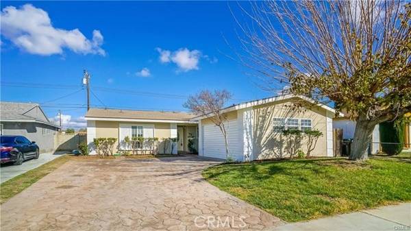 22515 Paraguay DR, Saugus, CA 91350