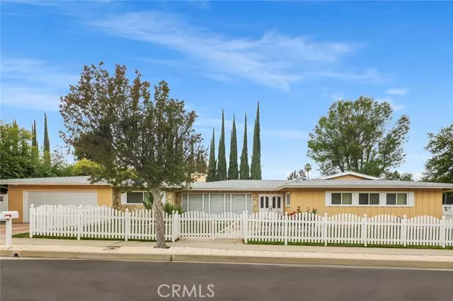 Tarzana, CA 91356,18823 La Amistad PL