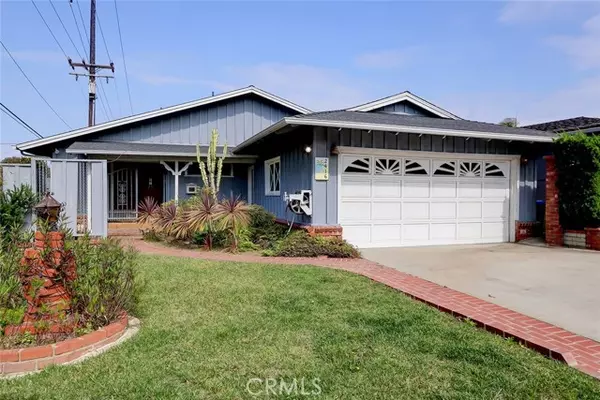 2416 Palm AVE, Manhattan Beach, CA 90266