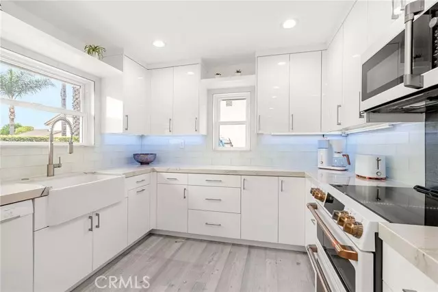 535 Danville AVE, Newbury Park, CA 91320