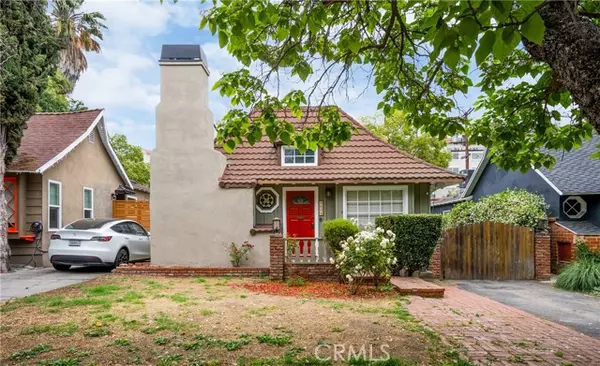 Studio City, CA 91604,4034 Willowcrest AVE