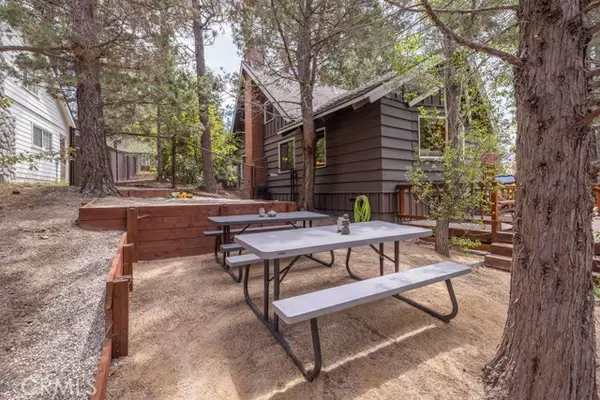 Big Bear Lake, CA 92315,355 Catalina RD