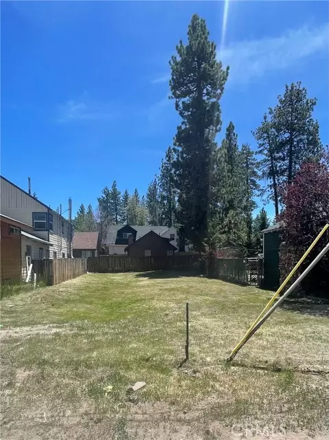 Big Bear Lake, CA 92315,0 Guinan LN