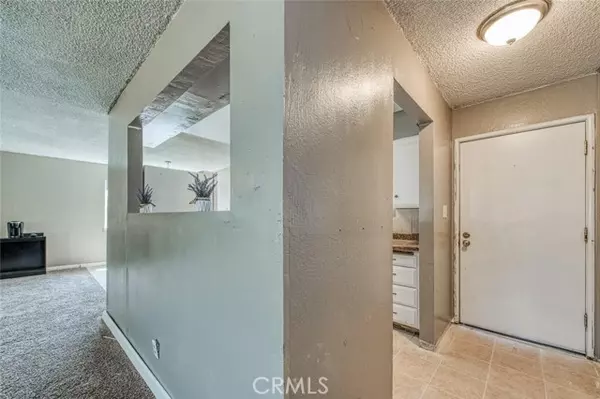 Clovis, CA 93612,883 W Euclid AVE