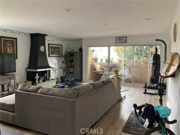 Sherman Oaks, CA 91423,4500 Murietta AVE 8