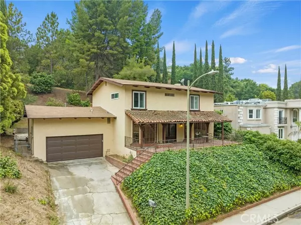 Studio City, CA 91604,3334 Berry DR