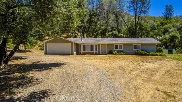 34457 Bear Clover CIR, North Fork, CA 93643