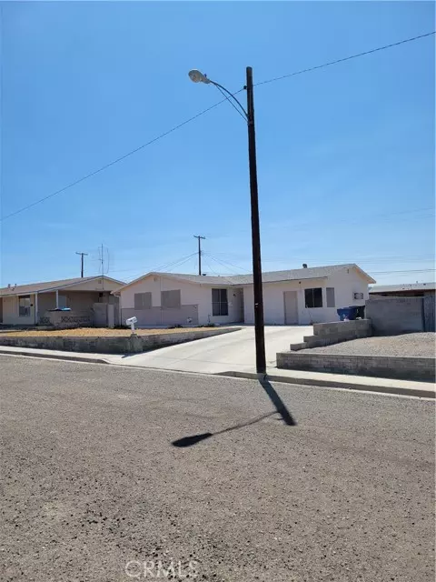 Needles, CA 92363,2045 Cortez ST