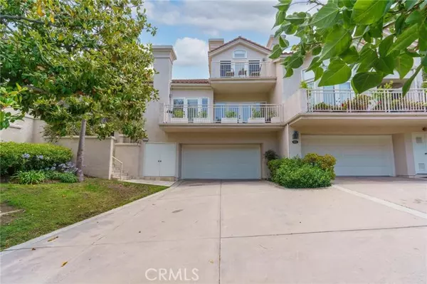 Pacific Palisades, CA 90272,620 Palisades DR