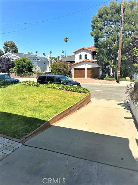 Manhattan Beach, CA 90266,1801 Pine AVE