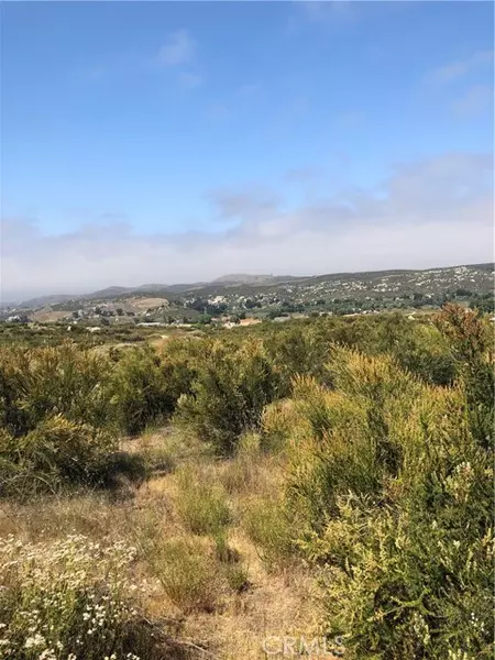 26 Rocky Knoll RD, Hemet, CA 92544