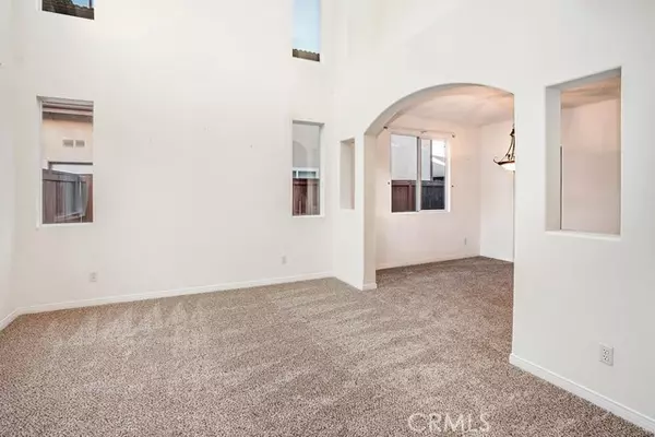 Canoga Park, CA 91304,21026 Schoenborn ST