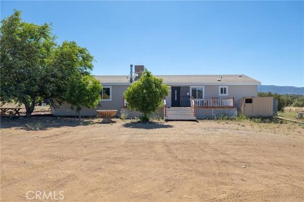 24804 Rodeo DR, Tehachapi, CA 93561