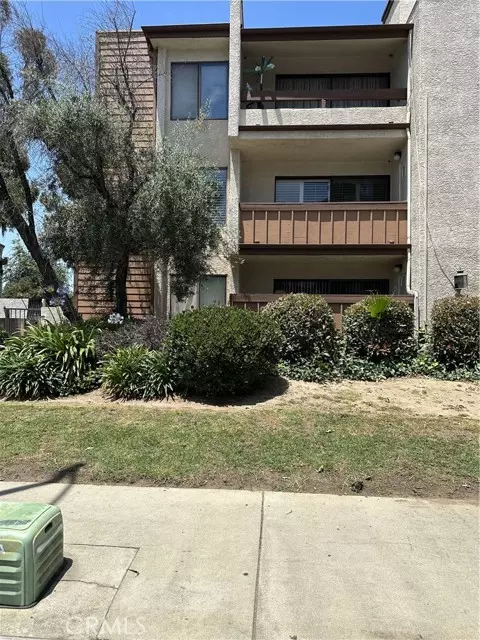 Van Nuys, CA 91405,15155 Sherman WAY 28