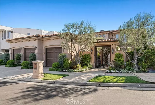 7 Rocky PT, Corona Del Mar, CA 92625