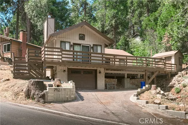 742 S State Highway 138, Crestline, CA 92325