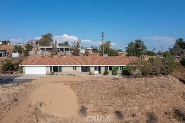 20740 Villa Knoll DR, Lake Mathews, CA 92570