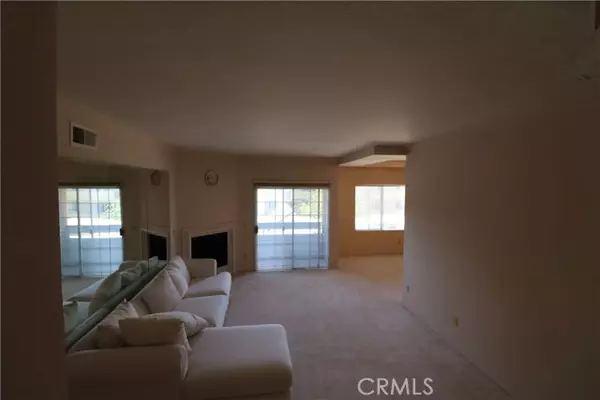 Sherman Oaks, CA 91403,14960 Dickens ST 312