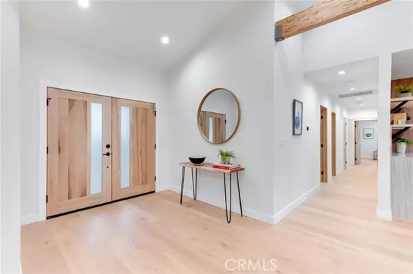 Studio City, CA 91604,2950 Dona Emilia DR