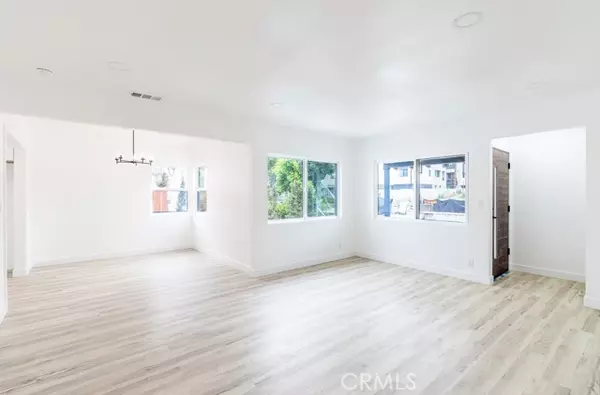 Toluca Lake, CA 91602,10804 Sarah ST