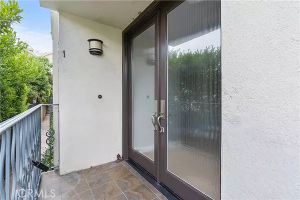 Studio City, CA 91604,11855 Laurelwood DR 1