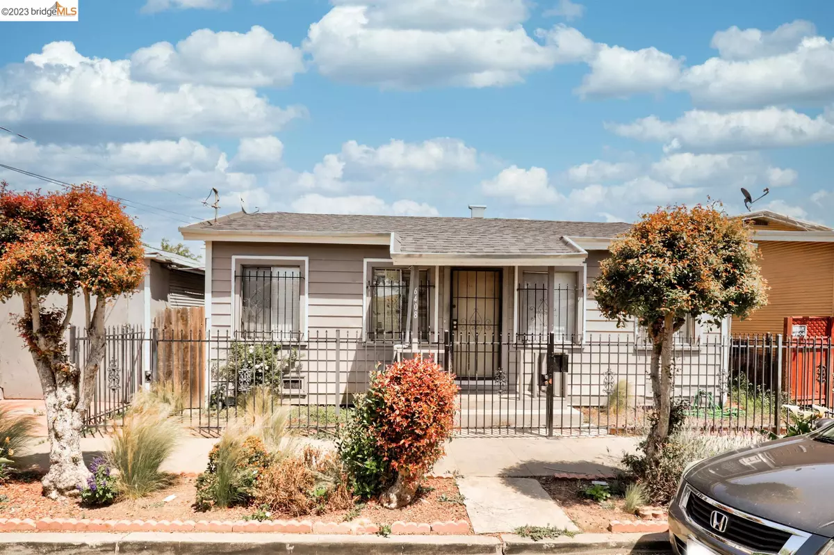 Oakland, CA 94621-3820,6408 Flora ST