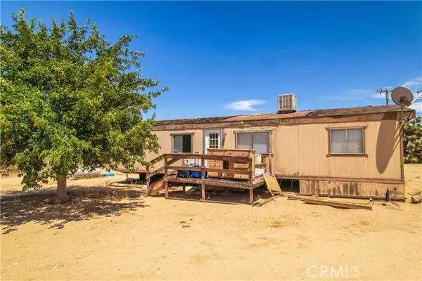 Landers, CA 92284,777 Lucky LN