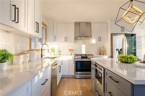 Corona Del Mar, CA 92625,510 1/2 Jasmine AVE UPPER