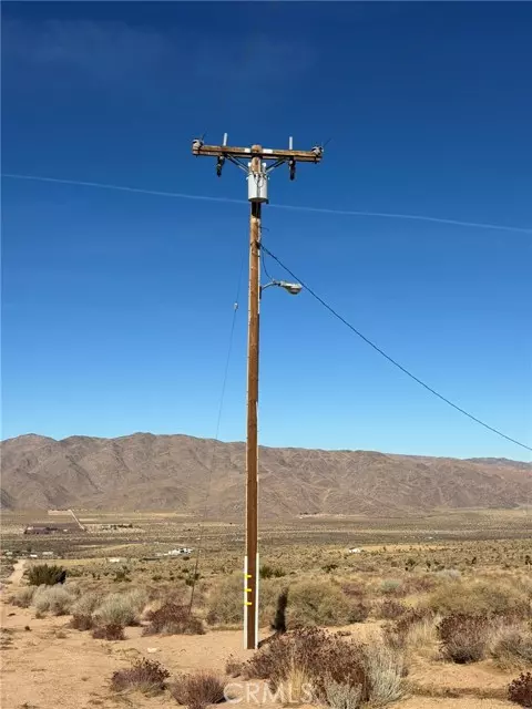 Apple Valley, CA 92308,21 Luna Mountain RD