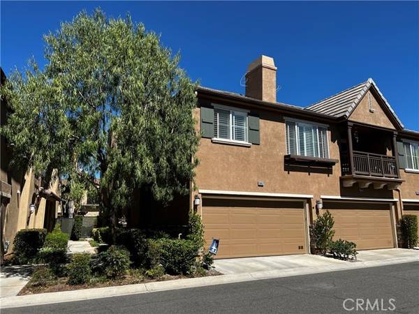 19437 Laroda LN 598, Saugus, CA 91350